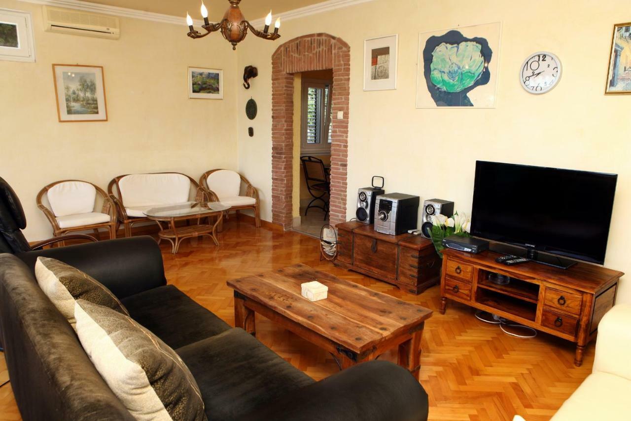 70 négyzetméteres, 2 hálószobás Apartman 1 fürdőszobával Portoroz területén Kültér fotó