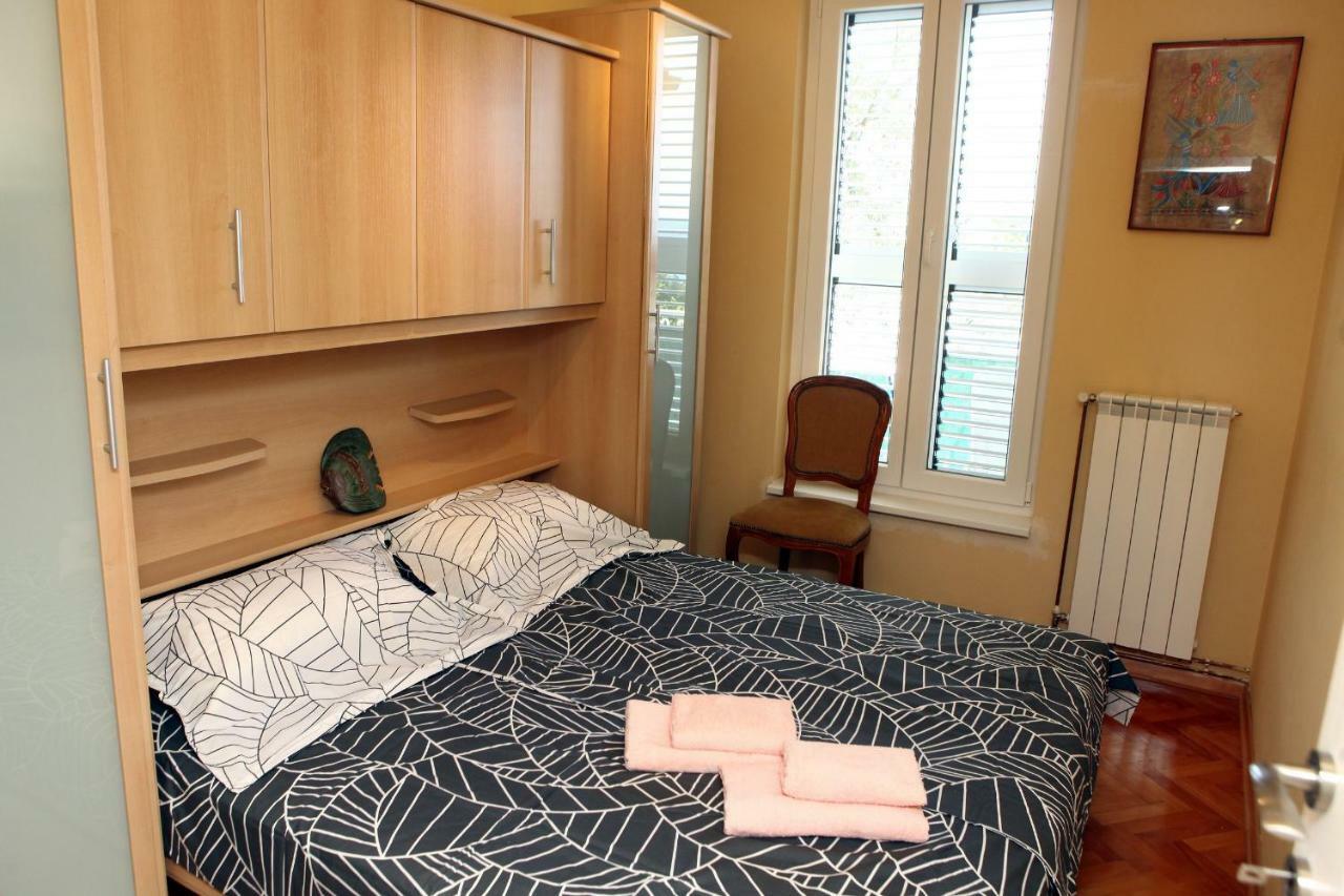 70 négyzetméteres, 2 hálószobás Apartman 1 fürdőszobával Portoroz területén Kültér fotó