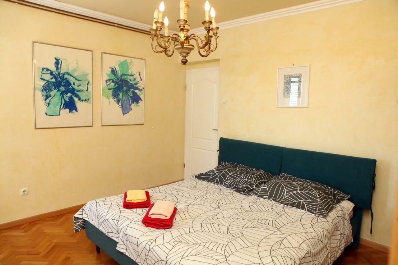 70 négyzetméteres, 2 hálószobás Apartman 1 fürdőszobával Portoroz területén Kültér fotó